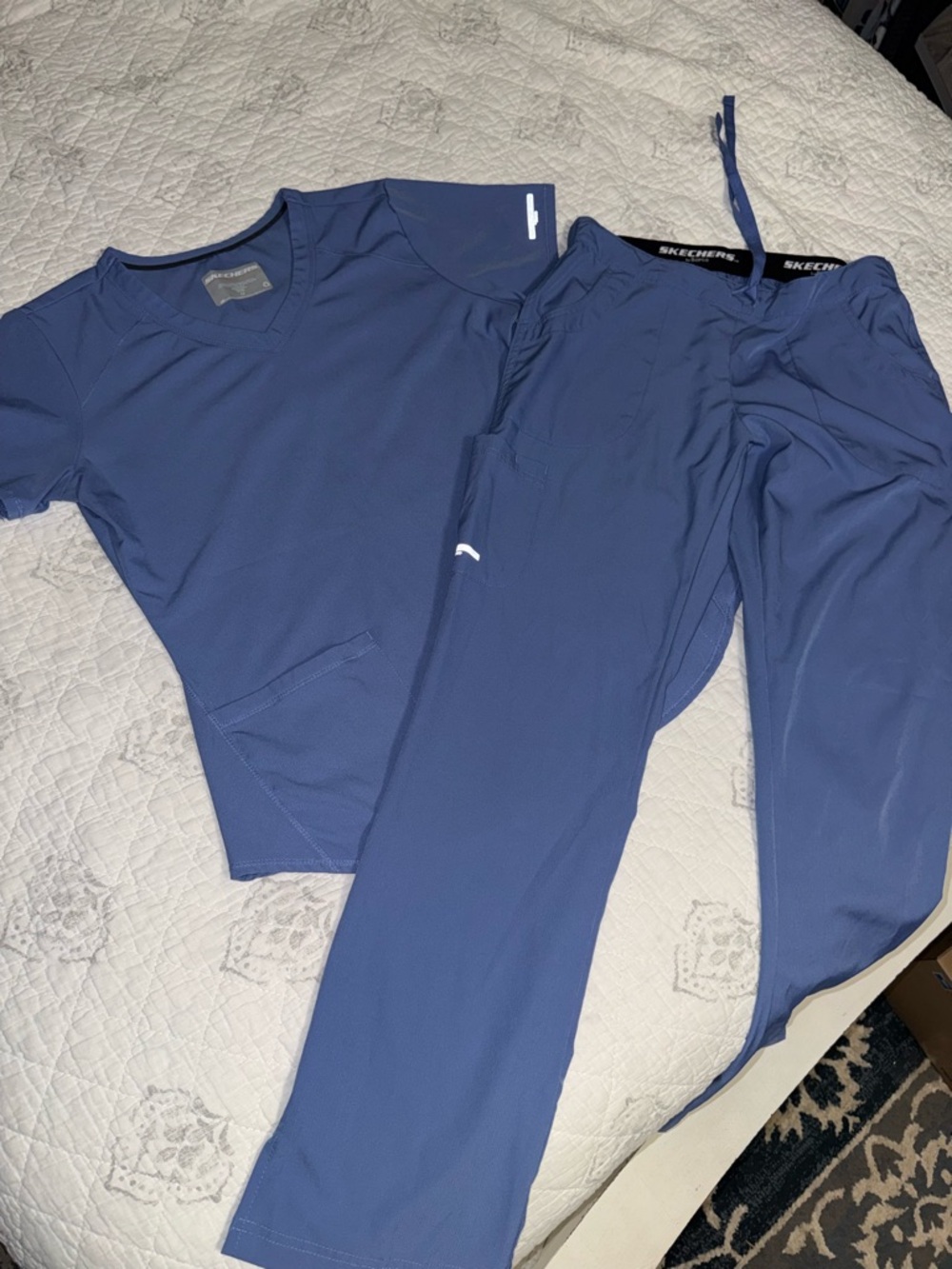 BARCO ONE Women’s Ceil Blue Scrub Set (Medium)